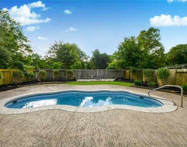 10 Delphinium Place - Photo Thumbnail 5