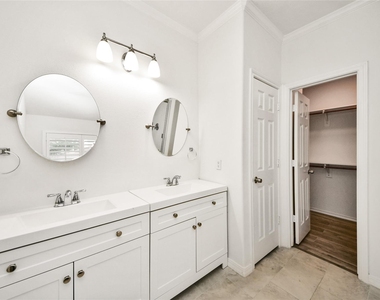 10 Delphinium Place - Photo Thumbnail 31