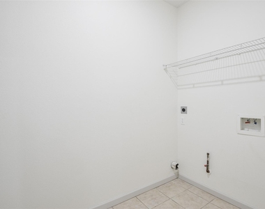 6627 Stonecross Creek Lane - Photo Thumbnail 10