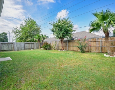 6627 Stonecross Creek Lane - Photo Thumbnail 28
