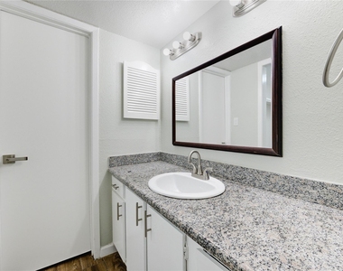 6200 W Tidwell Road - Photo Thumbnail 15
