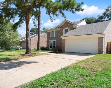 5410 Forest Trails Drive - Photo Thumbnail 2