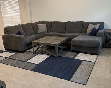12646 Barclay Terrace Drive - Photo Thumbnail 6