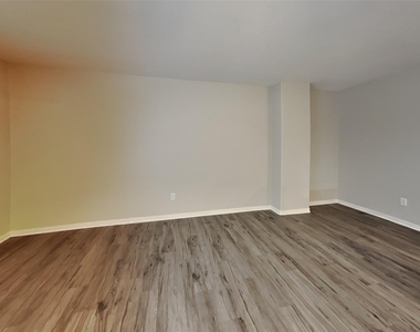 7906 Buffalo View Lane - Photo Thumbnail 19