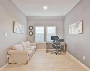 42533 Summer Crest Road - Photo Thumbnail 11