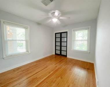 2015 Ansbury Drive - Photo Thumbnail 13