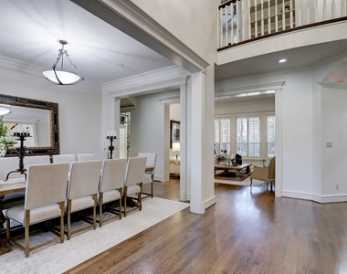 127 E Bracebridge Circle - Photo Thumbnail 5