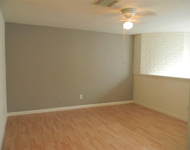 9200 West Bellfort Street - Photo Thumbnail 19