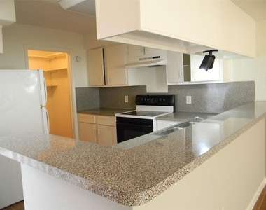 9200 West Bellfort Street - Photo Thumbnail 9
