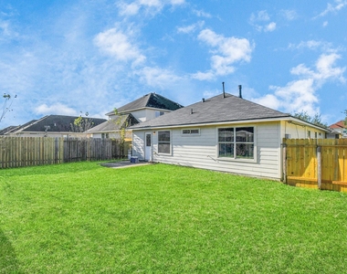 21602 Ornella Circle - Photo Thumbnail 15