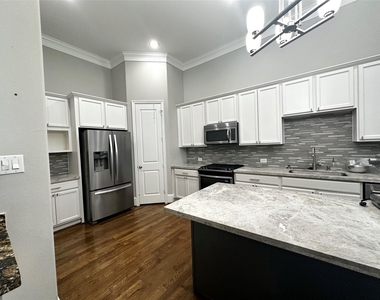 1621 Shearn Street - Photo Thumbnail 17
