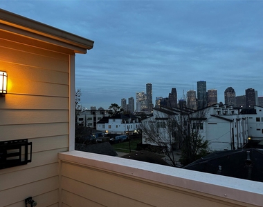 1621 Shearn Street - Photo Thumbnail 36