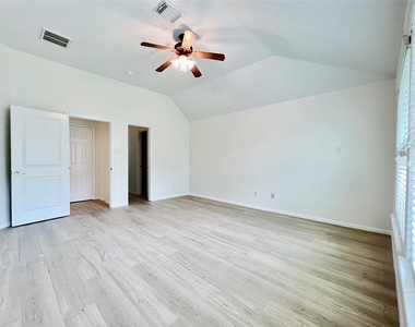 2606 Atwood Glen Lane - Photo Thumbnail 20
