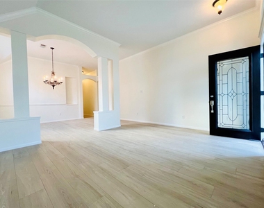 2606 Atwood Glen Lane - Photo Thumbnail 3