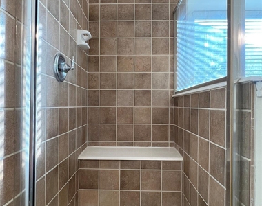 2606 Atwood Glen Lane - Photo Thumbnail 25
