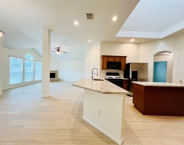 2606 Atwood Glen Lane - Photo Thumbnail 9