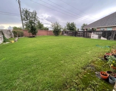 18014 Nisbet Crossing - Photo Thumbnail 19