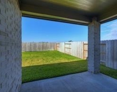 20019 Epirus Shores Drive - Photo Thumbnail 22