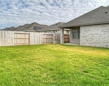 20019 Epirus Shores Drive - Photo Thumbnail 21