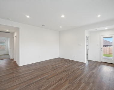 40343 Bermuda Ivy Street - Photo Thumbnail 13