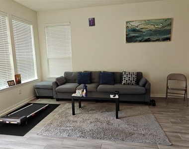 1270 Glendora Drive - Photo Thumbnail 21