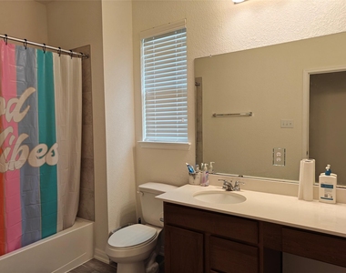1270 Glendora Drive - Photo Thumbnail 17