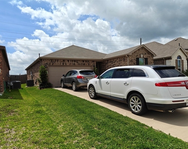 1270 Glendora Drive - Photo Thumbnail 3