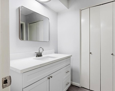 2744 Briarhurst Drive - Photo Thumbnail 13