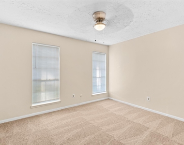 9603 Landry Boulevard - Photo Thumbnail 12