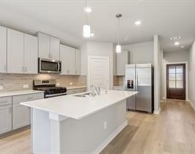 14235 Rolling Pastures Drive - Photo Thumbnail 8