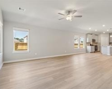 14235 Rolling Pastures Drive - Photo Thumbnail 4