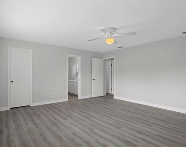 19804 Hiawatha Road - Photo Thumbnail 26