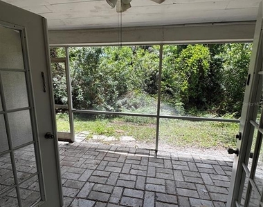 1645 17th Street Sw - Photo Thumbnail 17