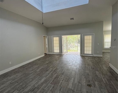 1645 17th Street Sw - Photo Thumbnail 3