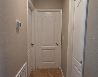 541 Roanoke Street - Photo Thumbnail 5