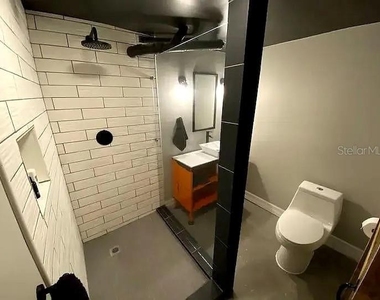 5420 29th Avenue S - Photo Thumbnail 9
