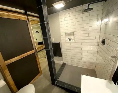 5420 29th Avenue S - Photo Thumbnail 8
