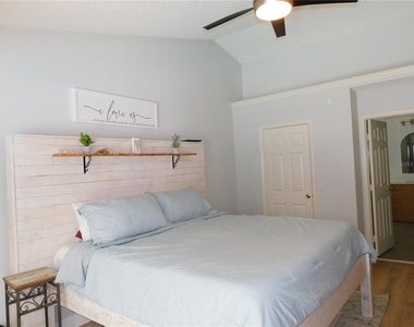 3128 Jodi Lane - Photo Thumbnail 14