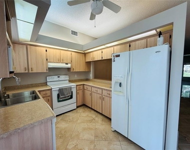 2843 Thaxton Drive - Photo Thumbnail 9