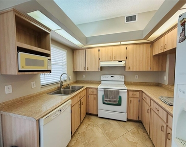 2843 Thaxton Drive - Photo Thumbnail 8