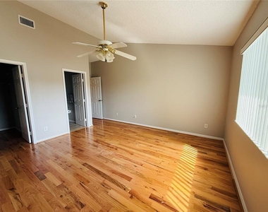 2843 Thaxton Drive - Photo Thumbnail 11