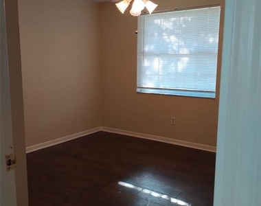 6224 Florida Drive - Photo Thumbnail 9