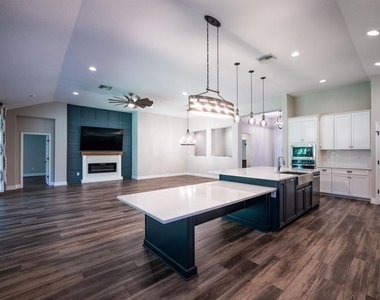 13235 Wildflower Meadow Drive - Photo Thumbnail 9