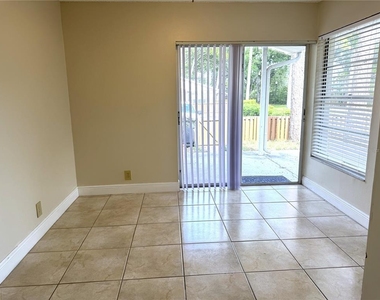 14607 Pine Glen Circle - Photo Thumbnail 7