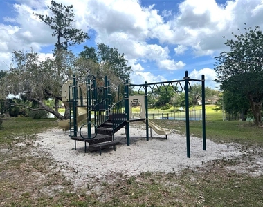 14607 Pine Glen Circle - Photo Thumbnail 13