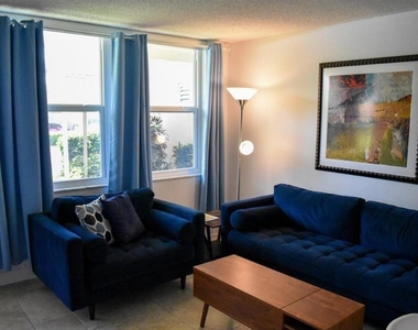 7420 Bay Island Drive S - Photo Thumbnail 3