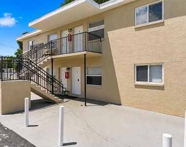 1799 Russell Street S - Photo Thumbnail 1
