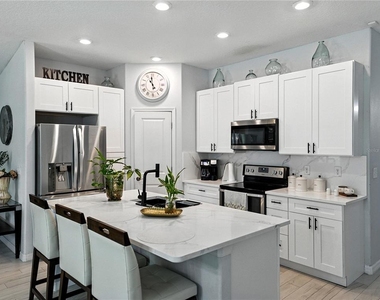 149 Cascade Bend Drive - Photo Thumbnail 9