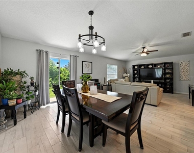 149 Cascade Bend Drive - Photo Thumbnail 17