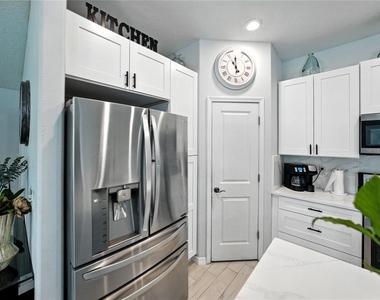 149 Cascade Bend Drive - Photo Thumbnail 19